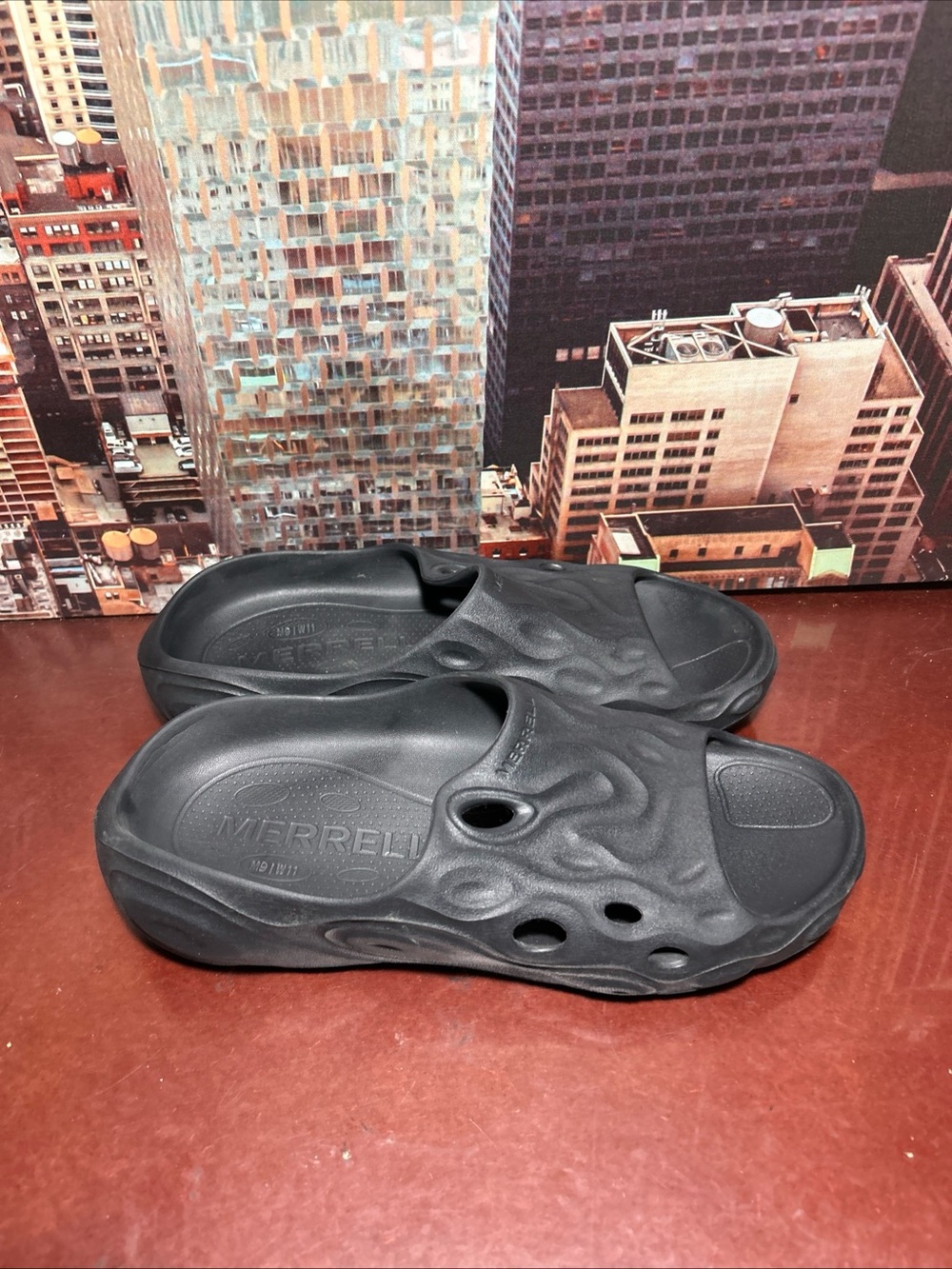 Merrell Kids Black Slip-On Water Clog Sandals